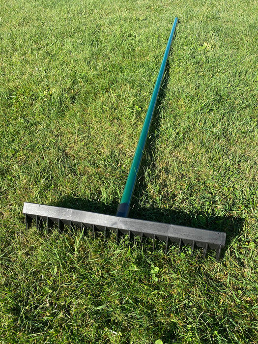 Razor Bunker Rake — Perennial Sport & Turf